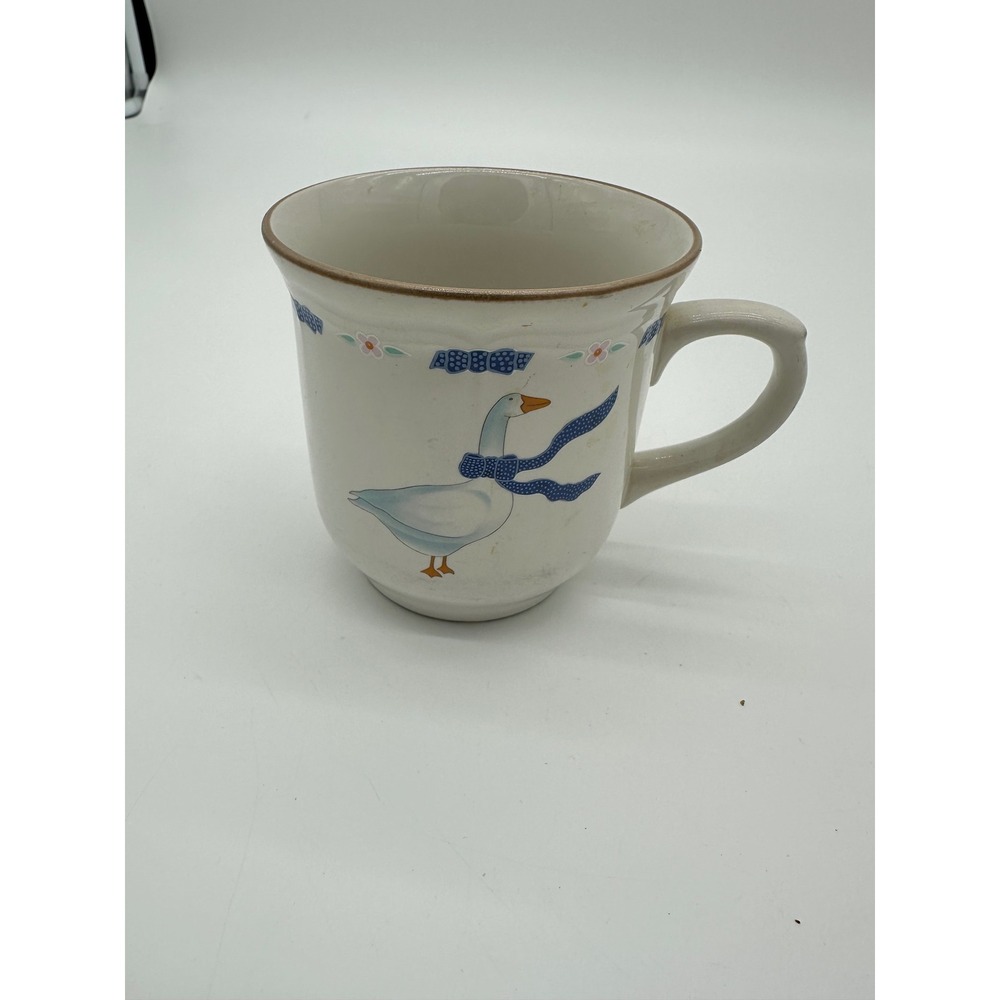 Country Goose Coffee Mug Newcor Stoneware White VTG‎ cottagecore